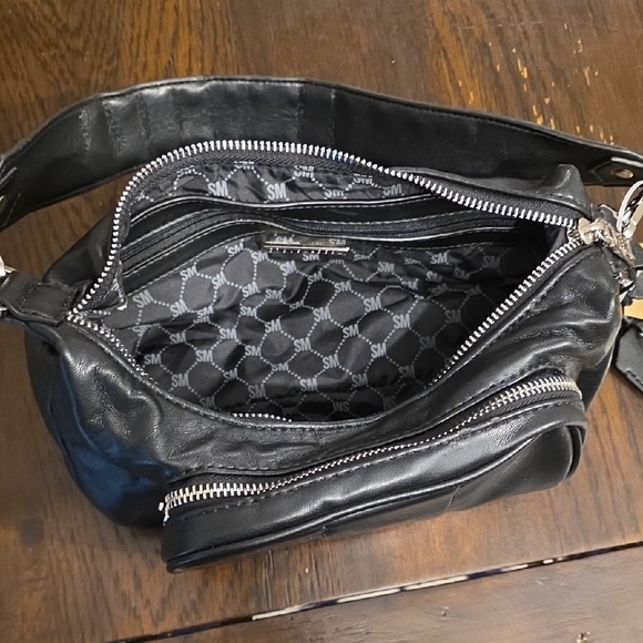 Steve Madden Black Shoulder Bag with Silver Accents - Picture 5 of 7